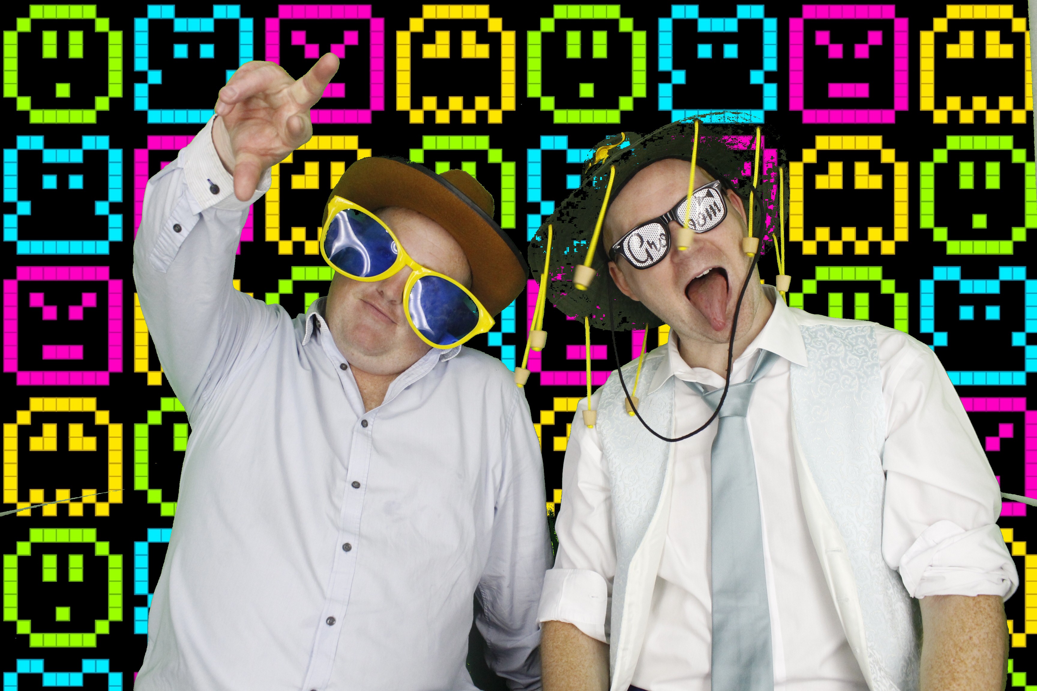 Rebecca and Warren's Wedding | View more photos from the event at gallery.myphotoboothexperience.co.uk/u/MyPhotoBoothExperienceLtd/Rebecca-and-Warrens-Wedding